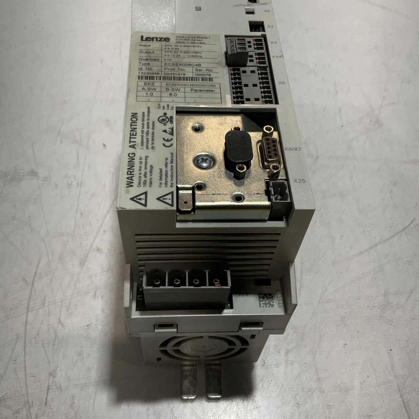 LENZE ECSEA008C4B SERVO DRIVE VARIABLE CONTROL MODULE XE25