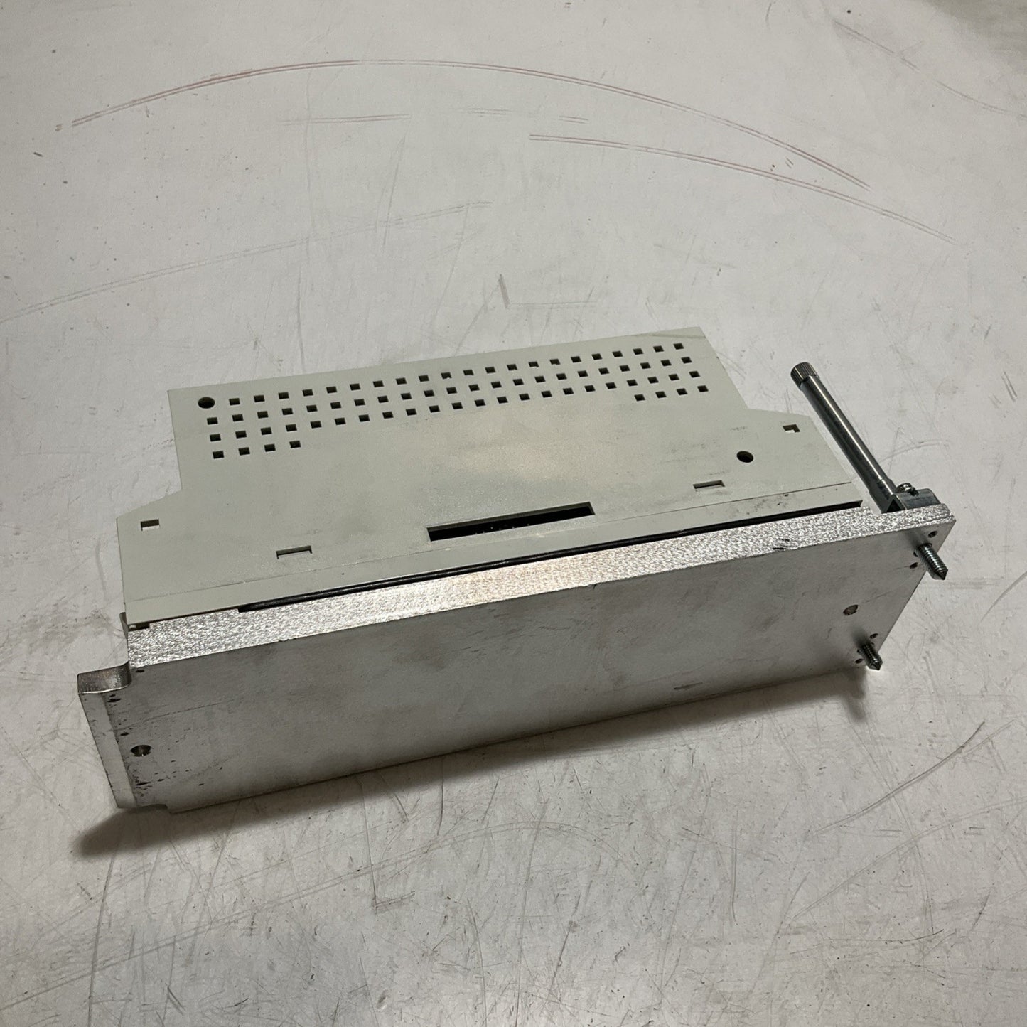 LENZE ECSCA008C4B SERVO DRIVE MODULE XE25