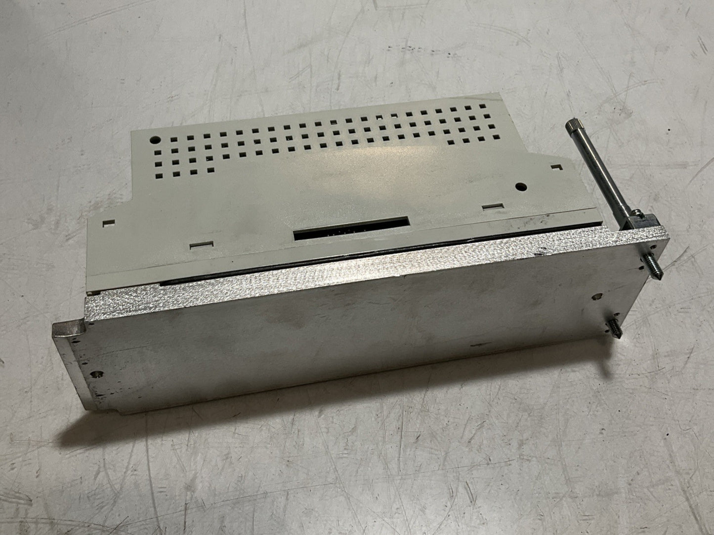 LENZE ECSCA008C4B SERVO DRIVE MODULE XE25