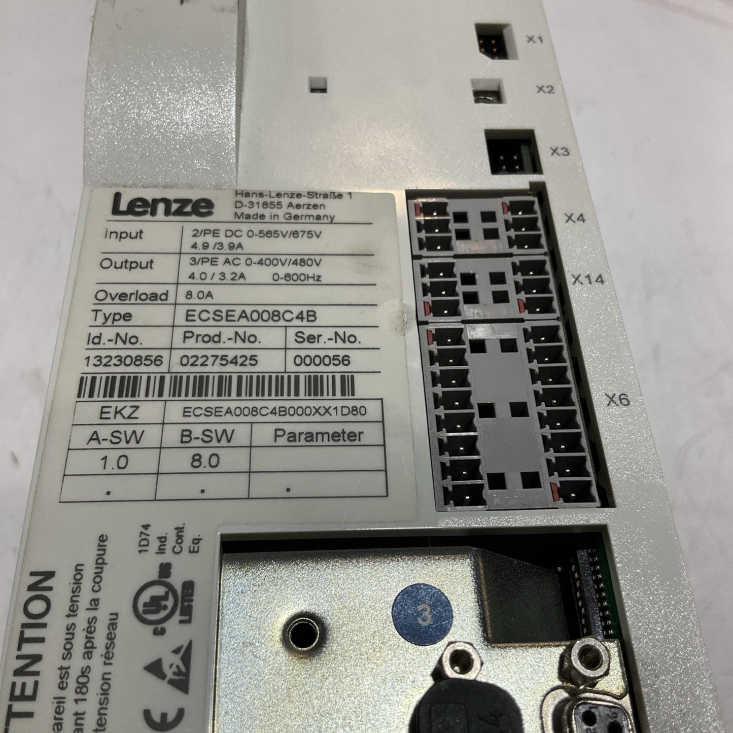 LENZE ECSEA008C4B DRIVE VARIABLE FREQUENCY CONTROLLER INVERTER XE25