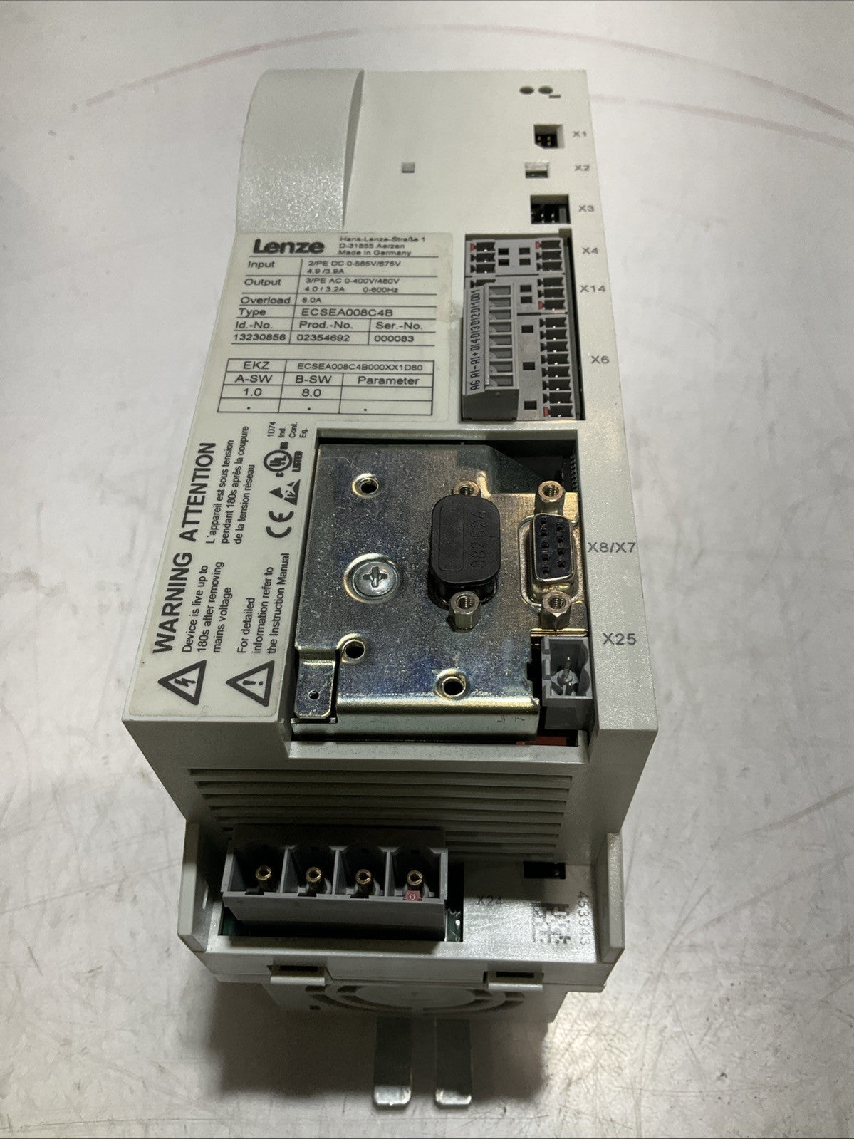 LENZE ECSEA008C4B DRIVE VARIABLE FREQUENCY CONTROLLER INVERTER XE25