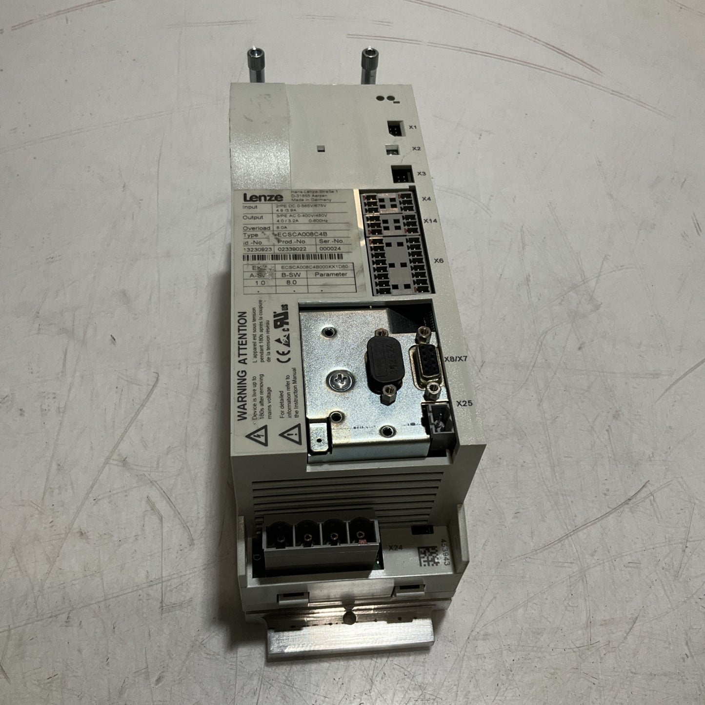 LENZE ECSCA008C4B DRIVE VARIABLE FREQUENCY CONTROLLER INVERTER XE25