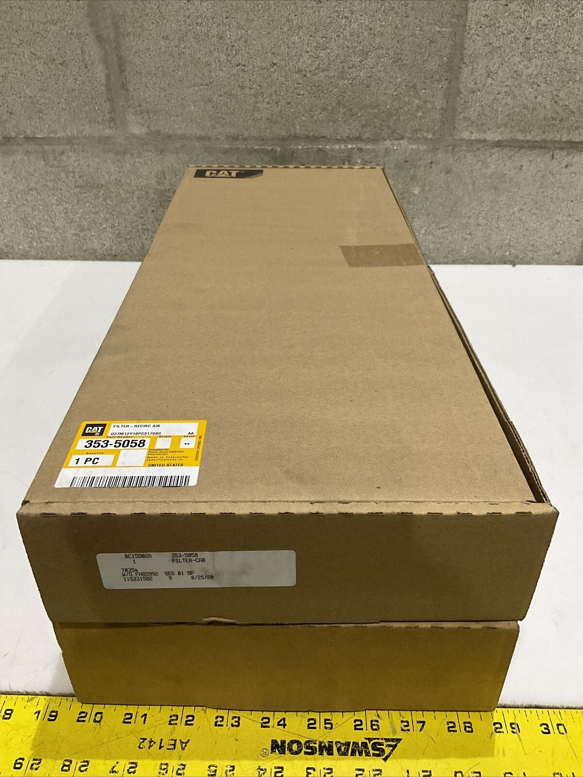 CAT 353-5058 CABIN AIR FILTER PART LOT OF 2 476