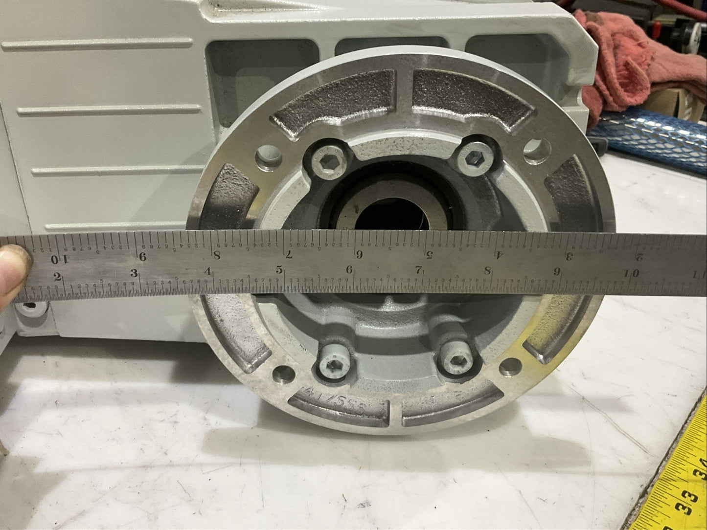 LENZE GKR05-2M HAK 090C32 MDEMAXX 090-32 BEVEL GEAR MOTOR U3S