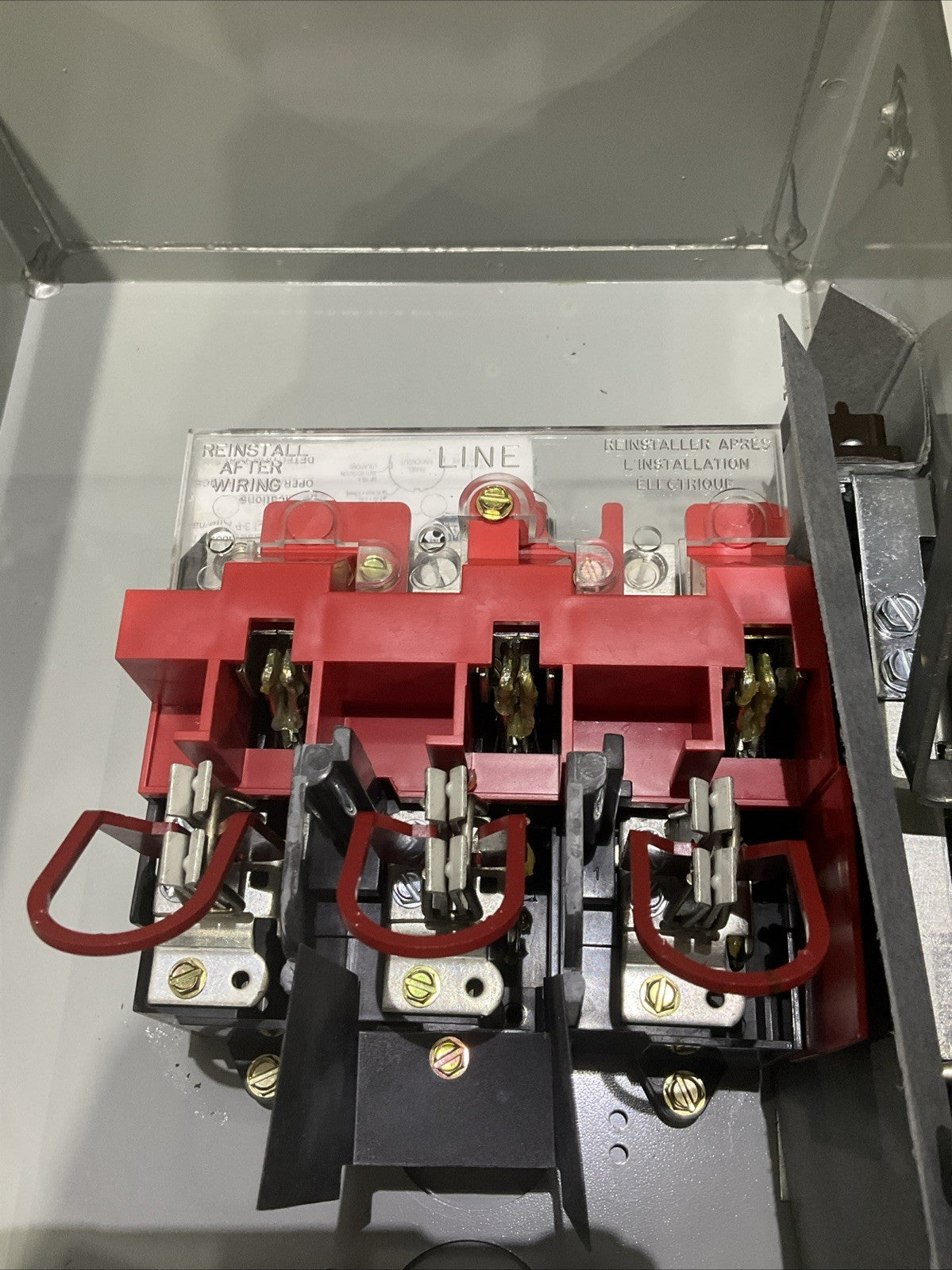 EATON DH363FDKW 2GVM HEAVY DUTY SAFETY SWITCH 100A 600 3 POLE U3S