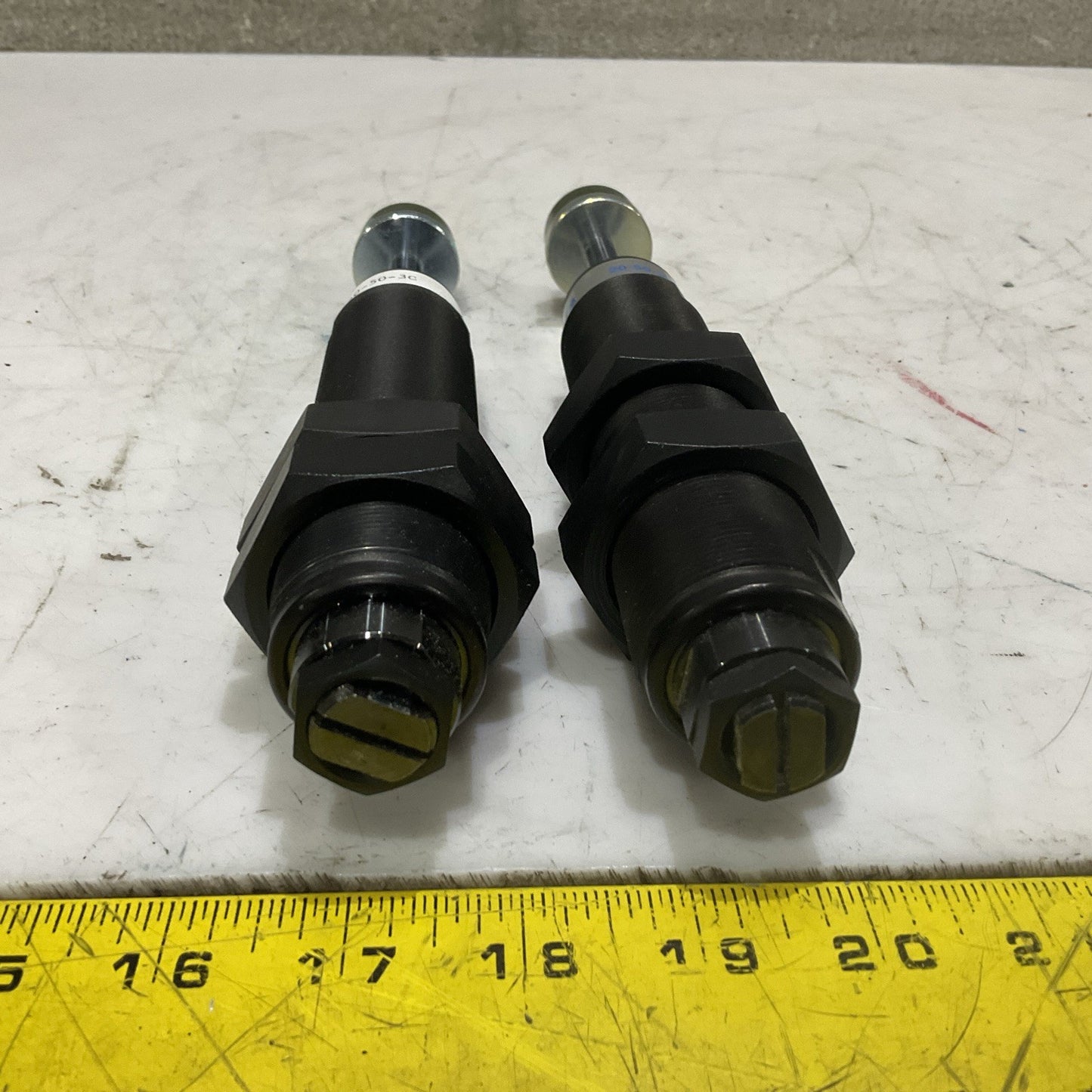 EFDYN EFM 20-50-3C SELF COMPENSATING MINI BUFFER 50MM STROKE LOT OF 2 Z2M