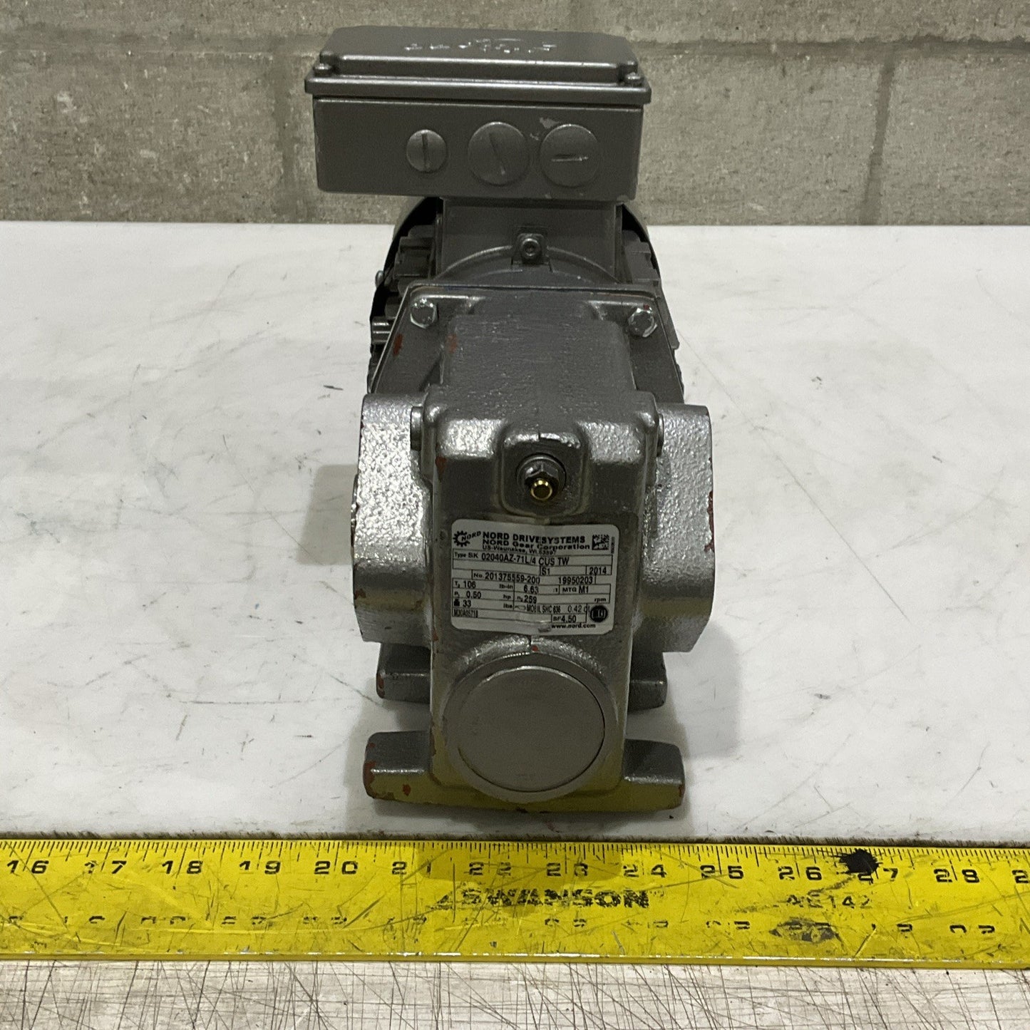 NORD SK71L/4 CUS TW GEAR MOTOR 201375559-200 60 HZ 230/460V 1720RPM .50HP U3S