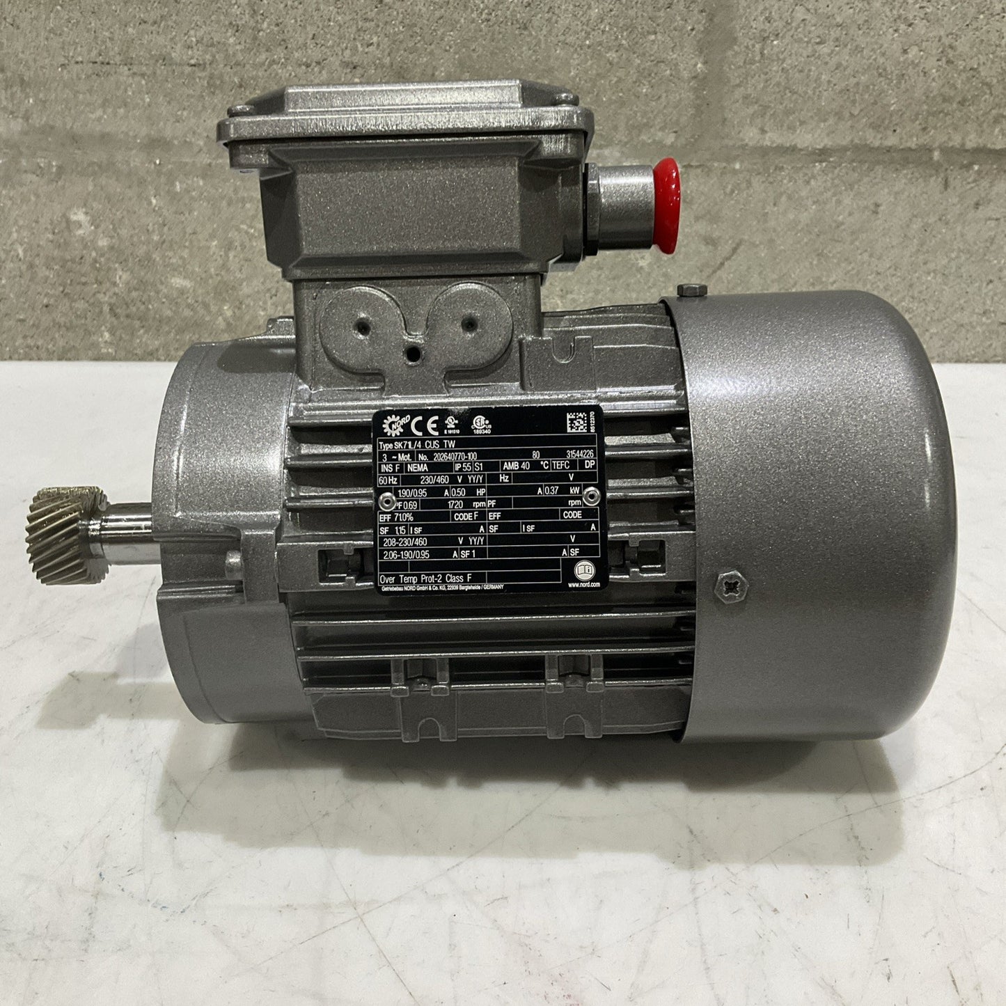NORD SK71L/4 202640770-100 GEAR MOTOR 60HZ 230/460V 1.90/0.95A .50HP 1720RPM U3S