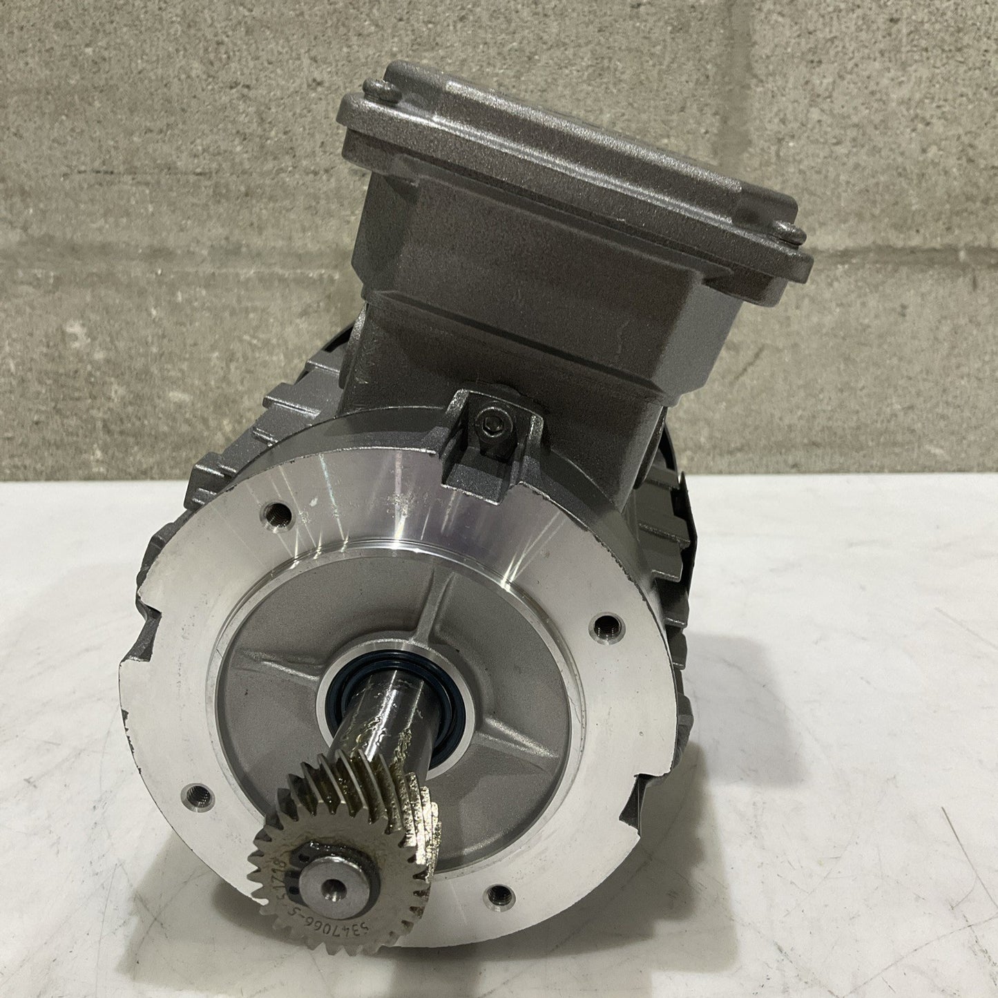 NORD SK71L/4 202640770-100 GEAR MOTOR 60HZ 230/460V 1.90/0.95A .50HP 1720RPM U3S