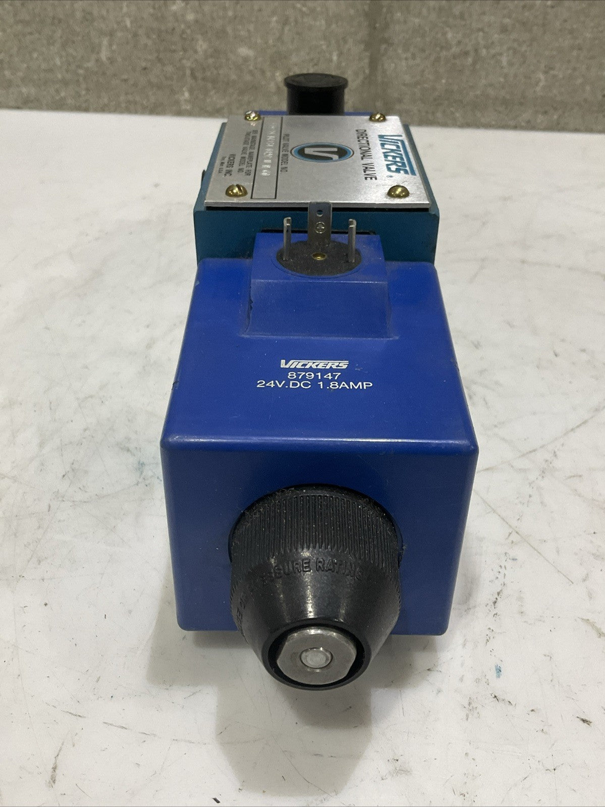 VICKERS 879239 DG4S4 0120 U H 60 SOLENOID DIRECTIONAL VALVE 87917 25VDC 1.8A Z2M