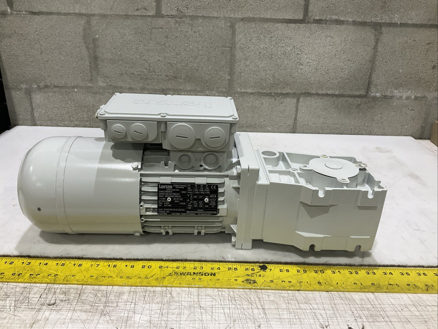 LENZE GKR04-2M HAR 080C42 MDEMABS 080-42 GEAR MOTOR U3S
