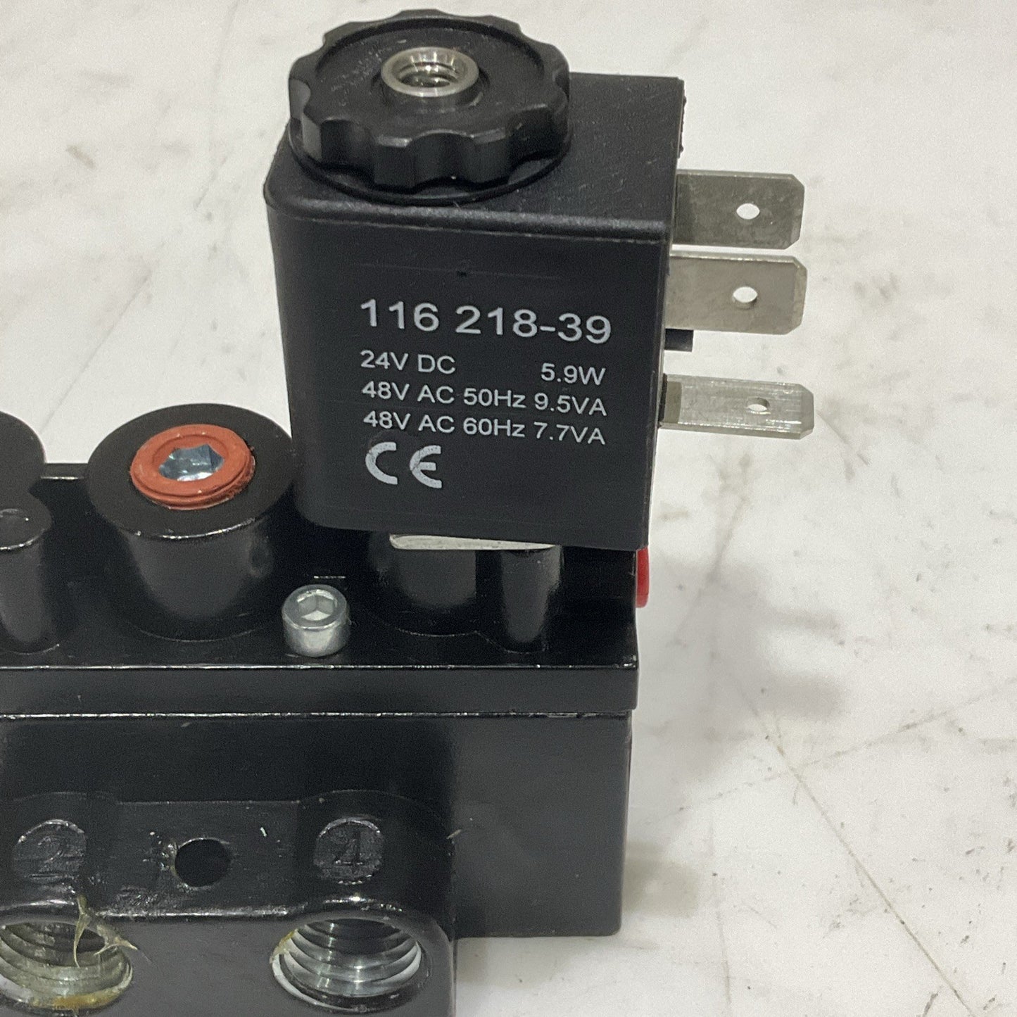 ARO IR A212SS-024-D SOLENOID VALVE 4-WAY 2-POSITION 24VDC 1/4 NOT Z2M