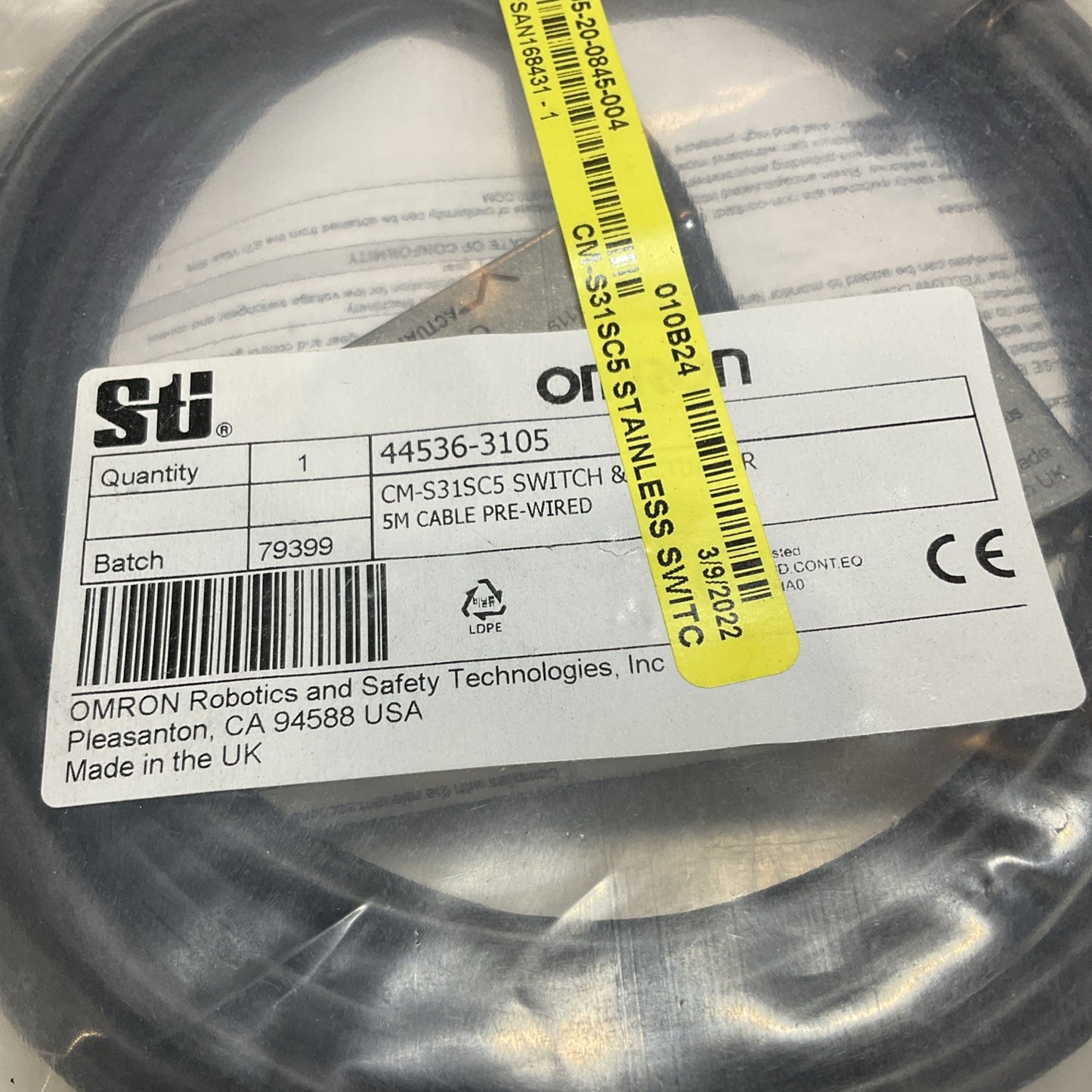 STJ - OMRON STI 44536-3105 CM-S31SC5 INTERLOCK SWITCH ACTUATOR PRE-WIRED U4M