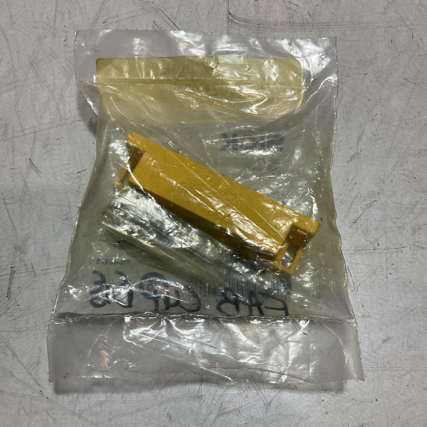SICK RE300-KA 5311140 REED SWTCH SAFETY ACTUATOR RM6