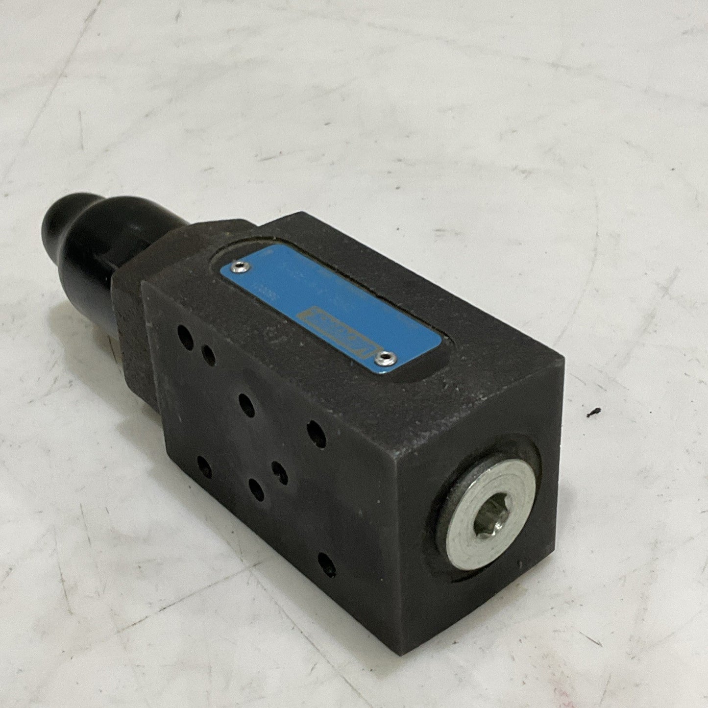 VICKERS CVGC-3-W-125-10 CVGC3W12510 RELIEF VALVE 580031 Z2M
