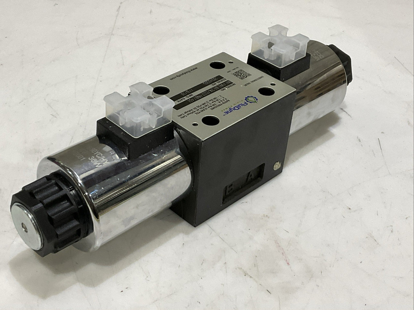 FLUIDYNE WF4WE10E3X/CG24N9Z45L DIRECTIONAL CONTROL VALVE MFZ10-90YC/HY Z2M