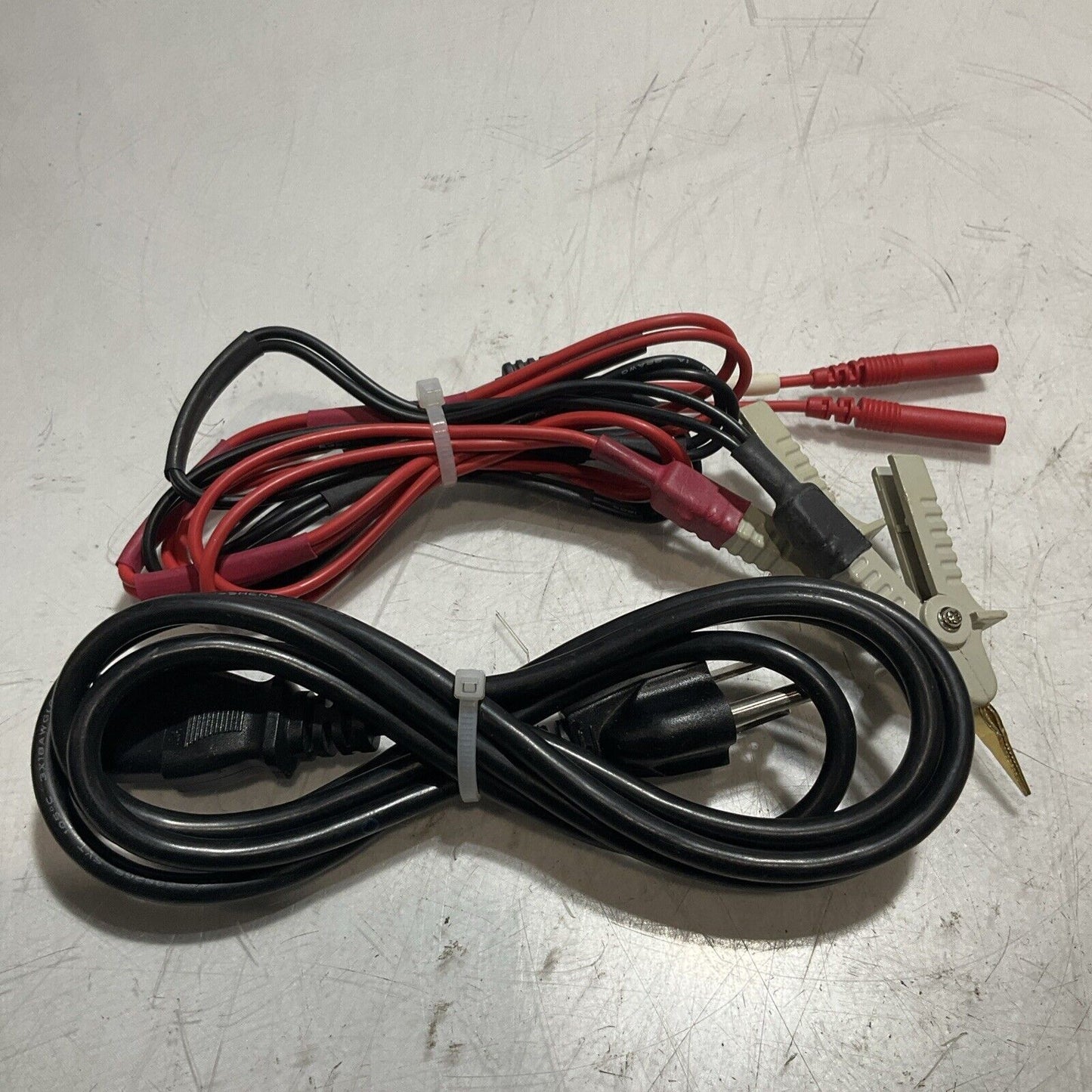 MILLIOHM METER 380460 EXTECH PRECISION METER 110V