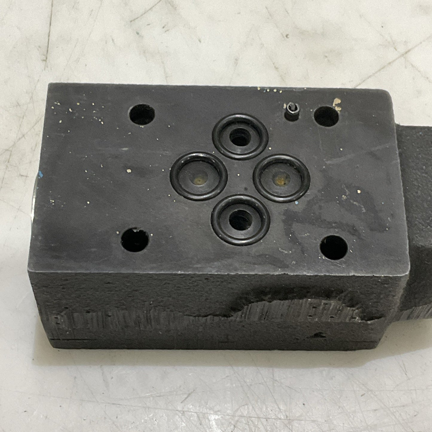 VICKERS CVGC-3-W-125-10 CVGC3W12510 RELIEF VALVE 580031 Z2M
