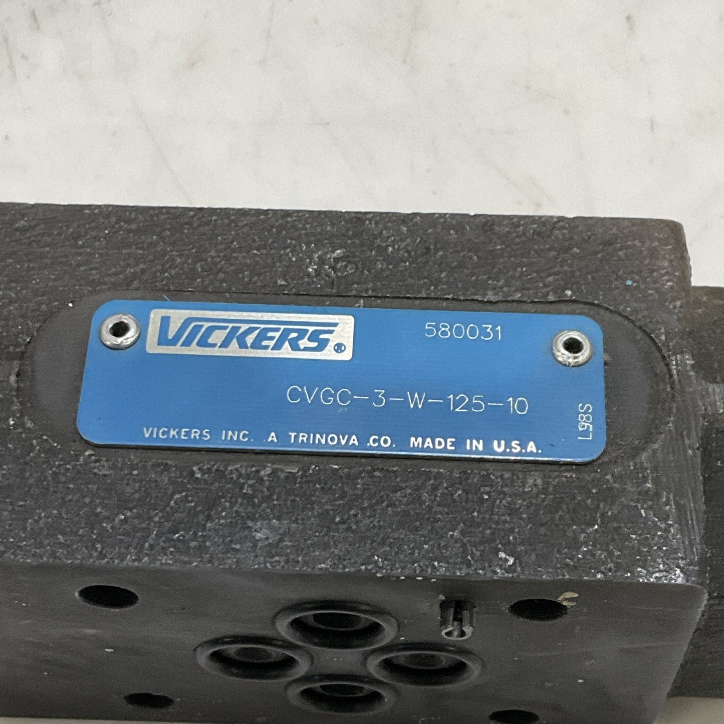 VICKERS CVGC-3-W-125-10 CVGC3W12510 RELIEF VALVE 580031 Z2M