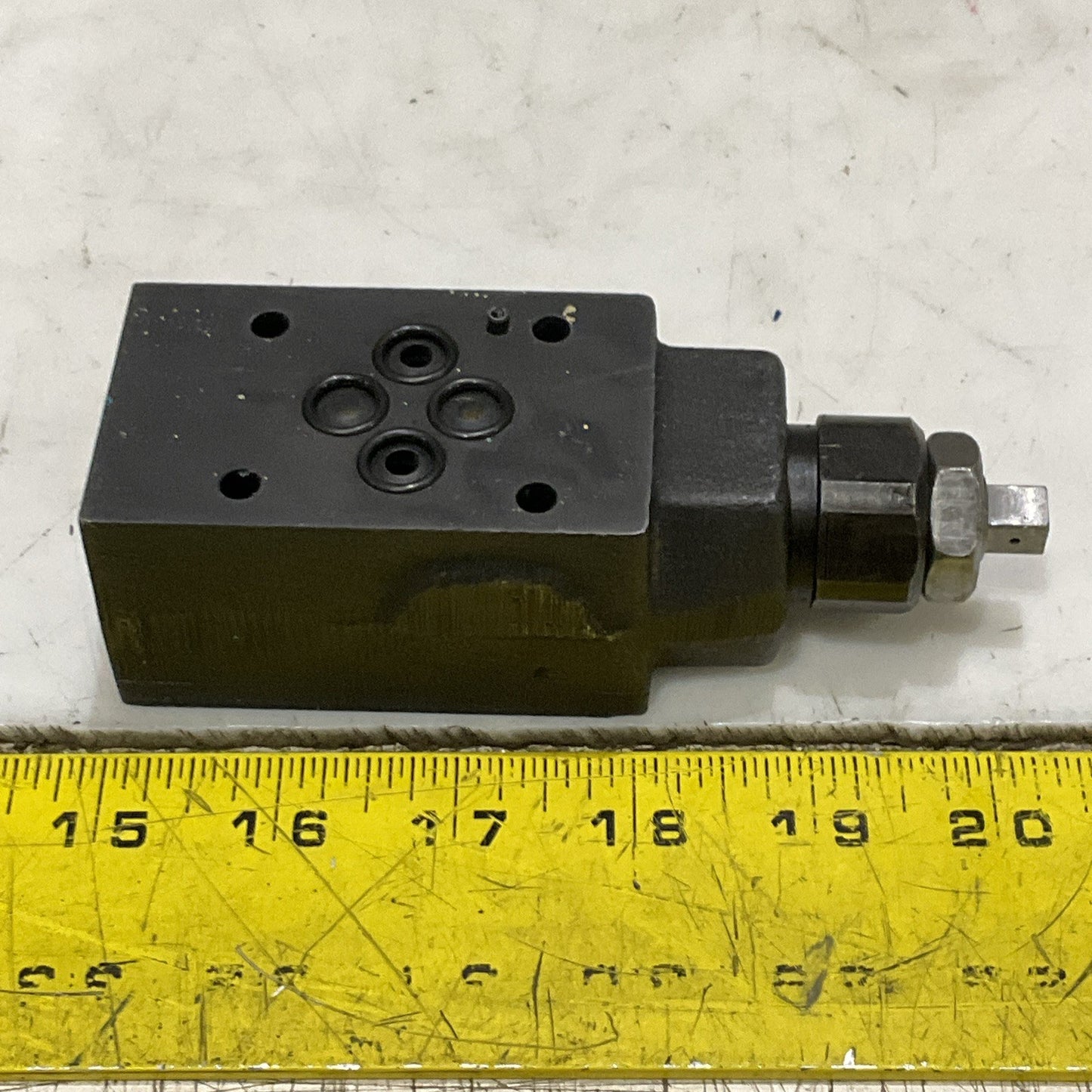VICKERS CVGC-3-W-125-10 CVGC3W12510 RELIEF VALVE 580031 Z2M