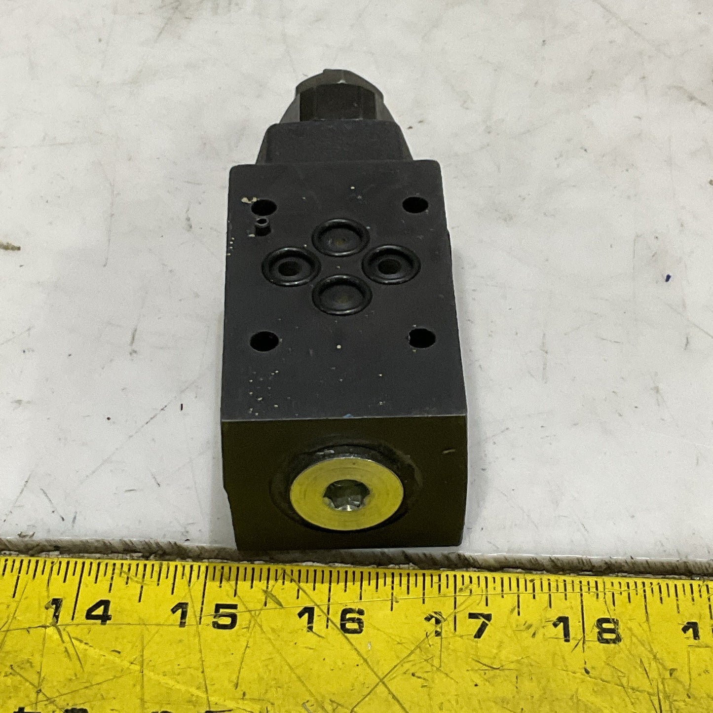 VICKERS CVGC-3-W-125-10 CVGC3W12510 RELIEF VALVE 580031 Z2M