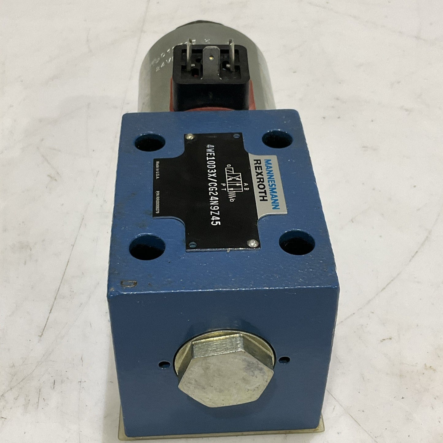 MANNESMANN REXROTH 4WE10D3X/CG24N9Z45 RR00009279 DIRECTIONAL SPOOL VALVE Z2M
