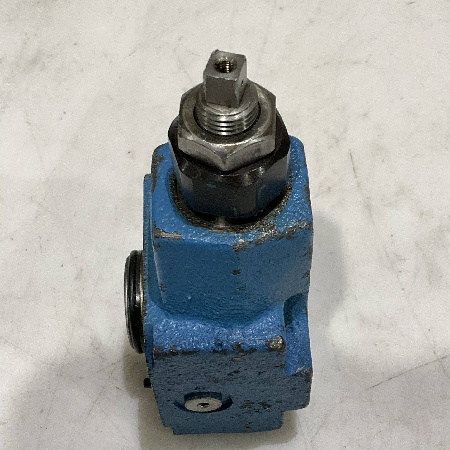 VICKERS CVC 16CS2W24510 579953 VALVE Z2M