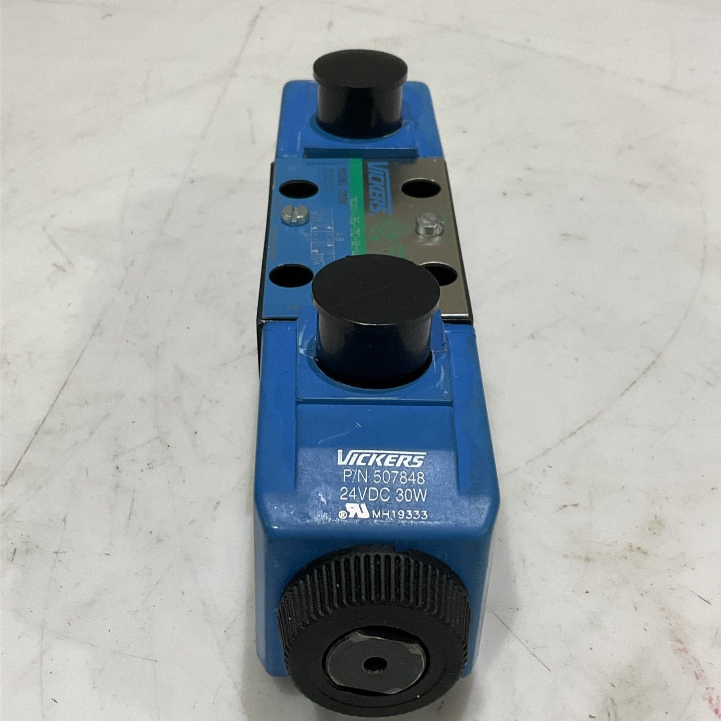 VICKERS DG4V-3S-2C-ZUM-U-H5-60 SOLENOID DIRECTIONAL VALVE Z2M