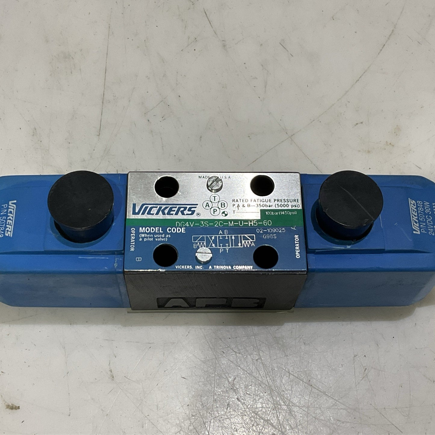 VICKERS DG4V-3S-2C-ZUM-U-H5-60 SOLENOID DIRECTIONAL VALVE Z2M