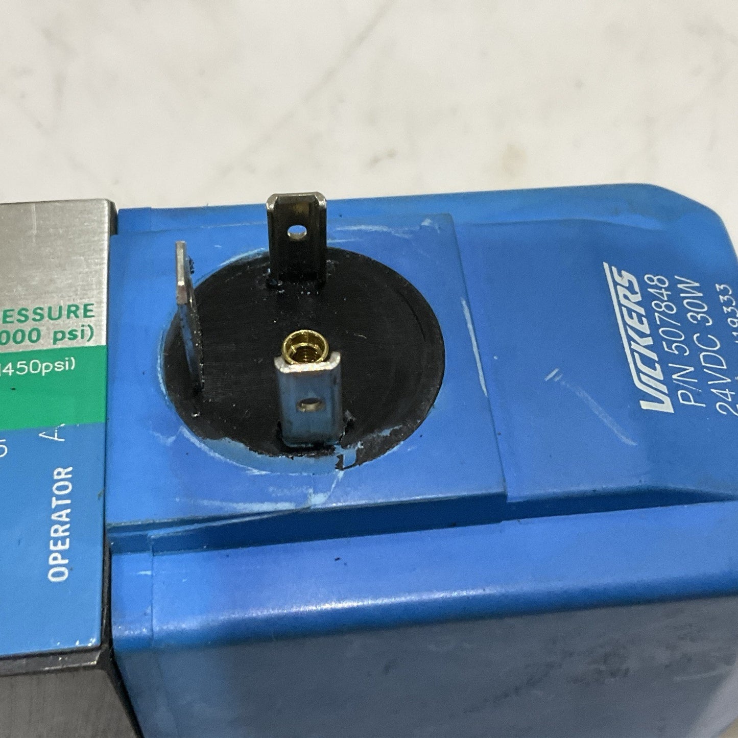 VICKERS DG4V-3S-2C-ZUM-U-H5-60 SOLENOID DIRECTIONAL VALVE Z2M