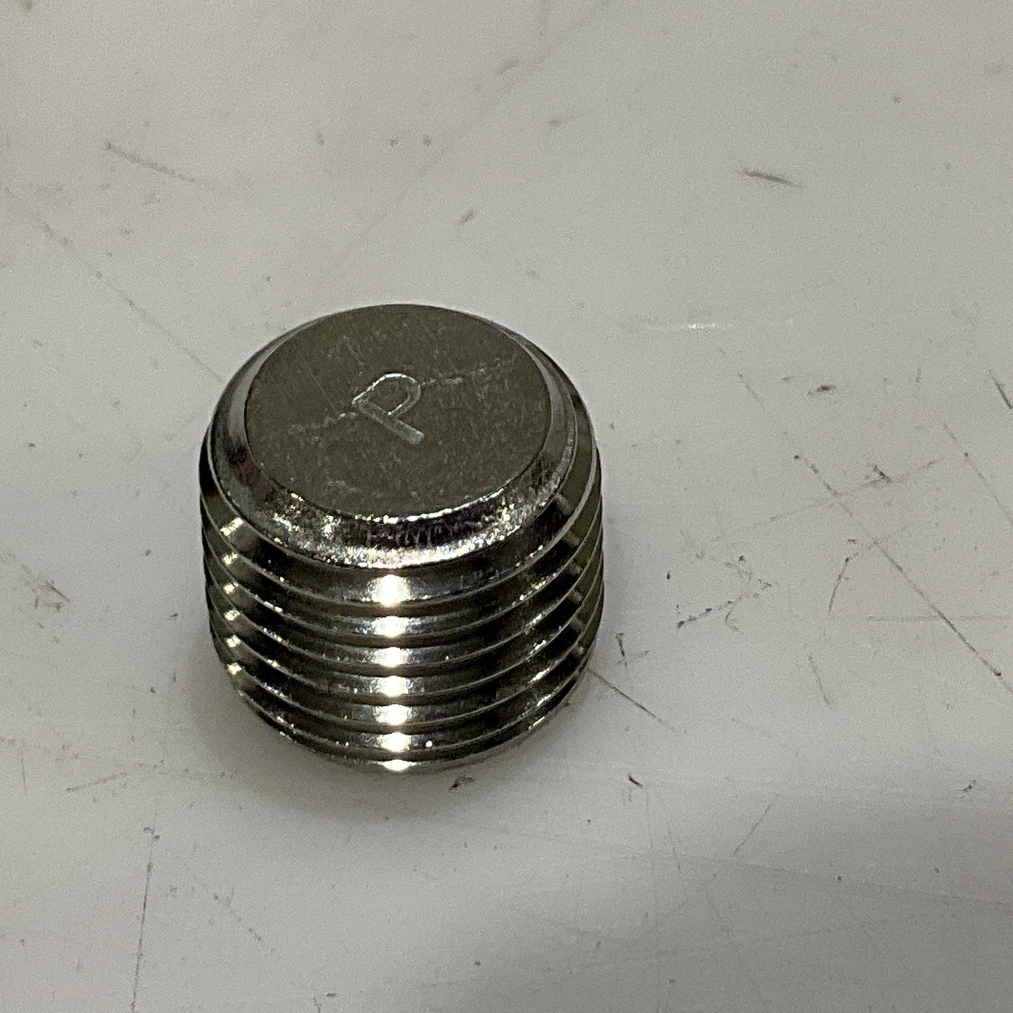 PARKER 1/4 HHP-SS HOLLOW HEX PLUG LOT OF 45 Z2M