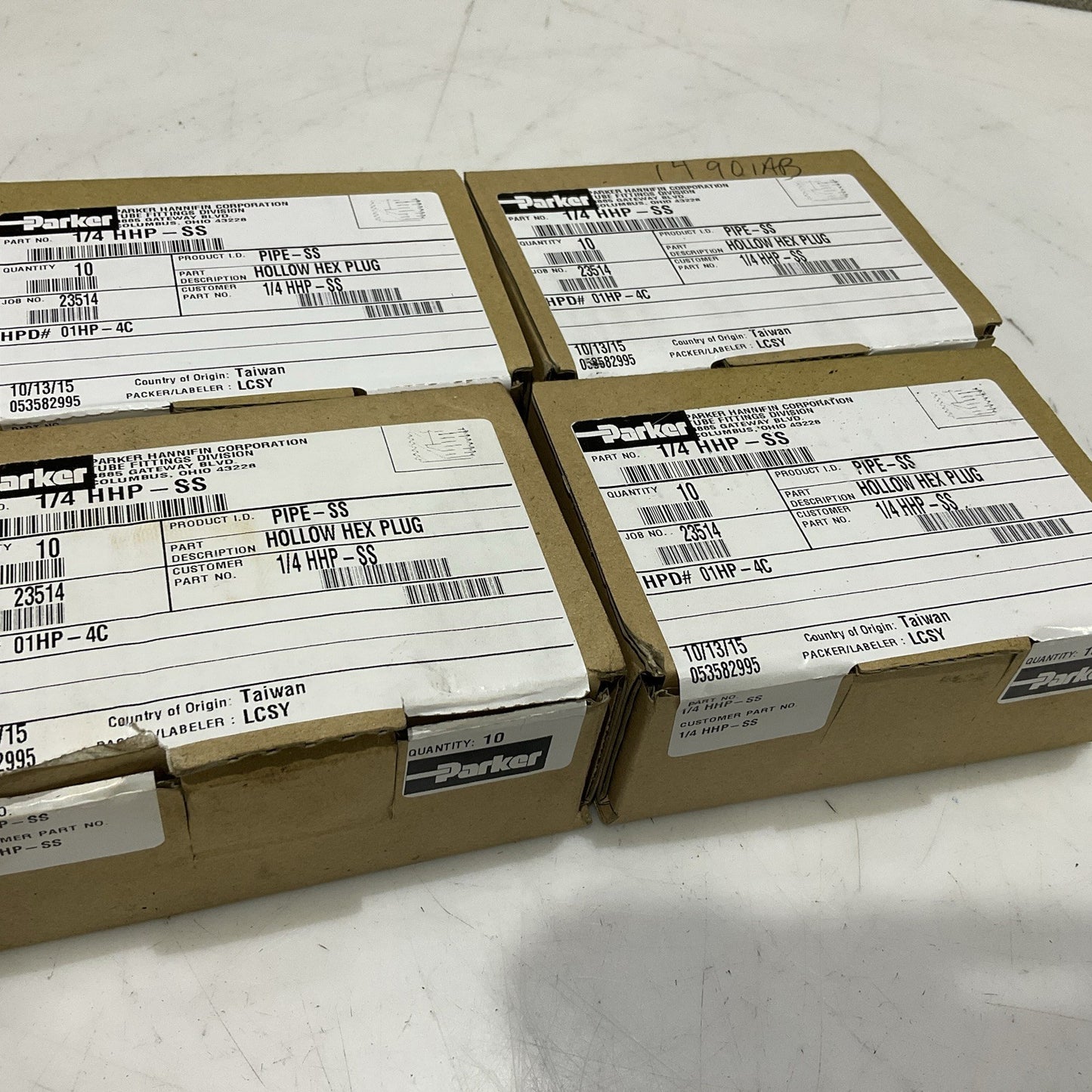 PARKER 1/4 HHP-SS HOLLOW HEX PLUG LOT OF 45 Z2M