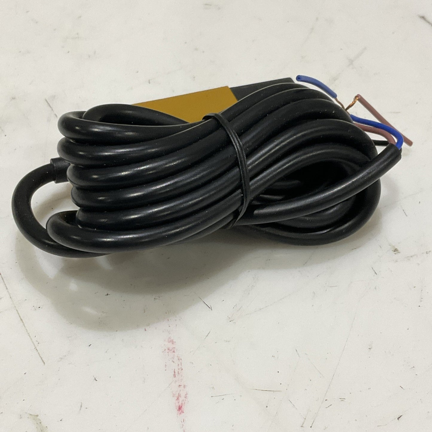 OMRON E3S-R2E41 PHOTOELECTRIC SWITCH 24 VDC Z2M
