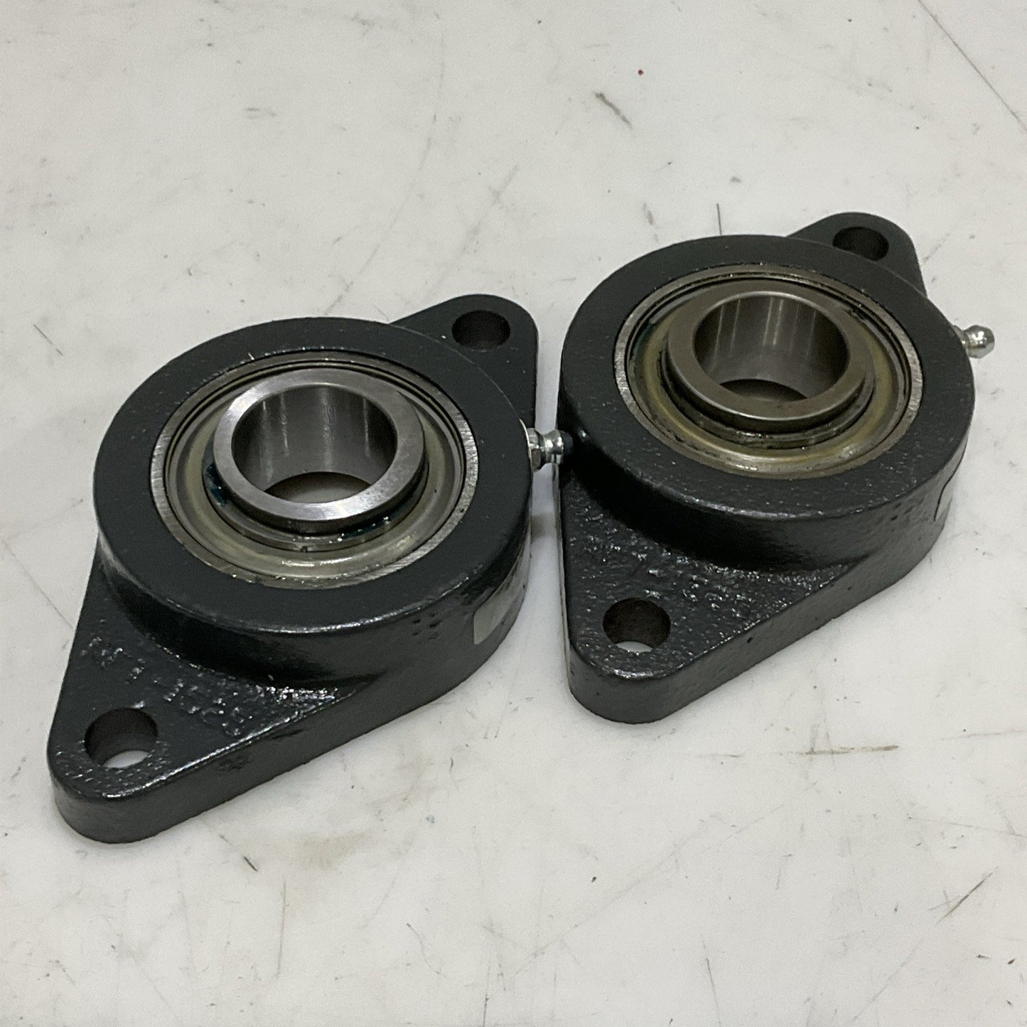 BROWNING VF2E-118 FLANGE MOUNTED BALL BEARING 2 BOLT 1 1/8 IN LOT OF 2 Z2M