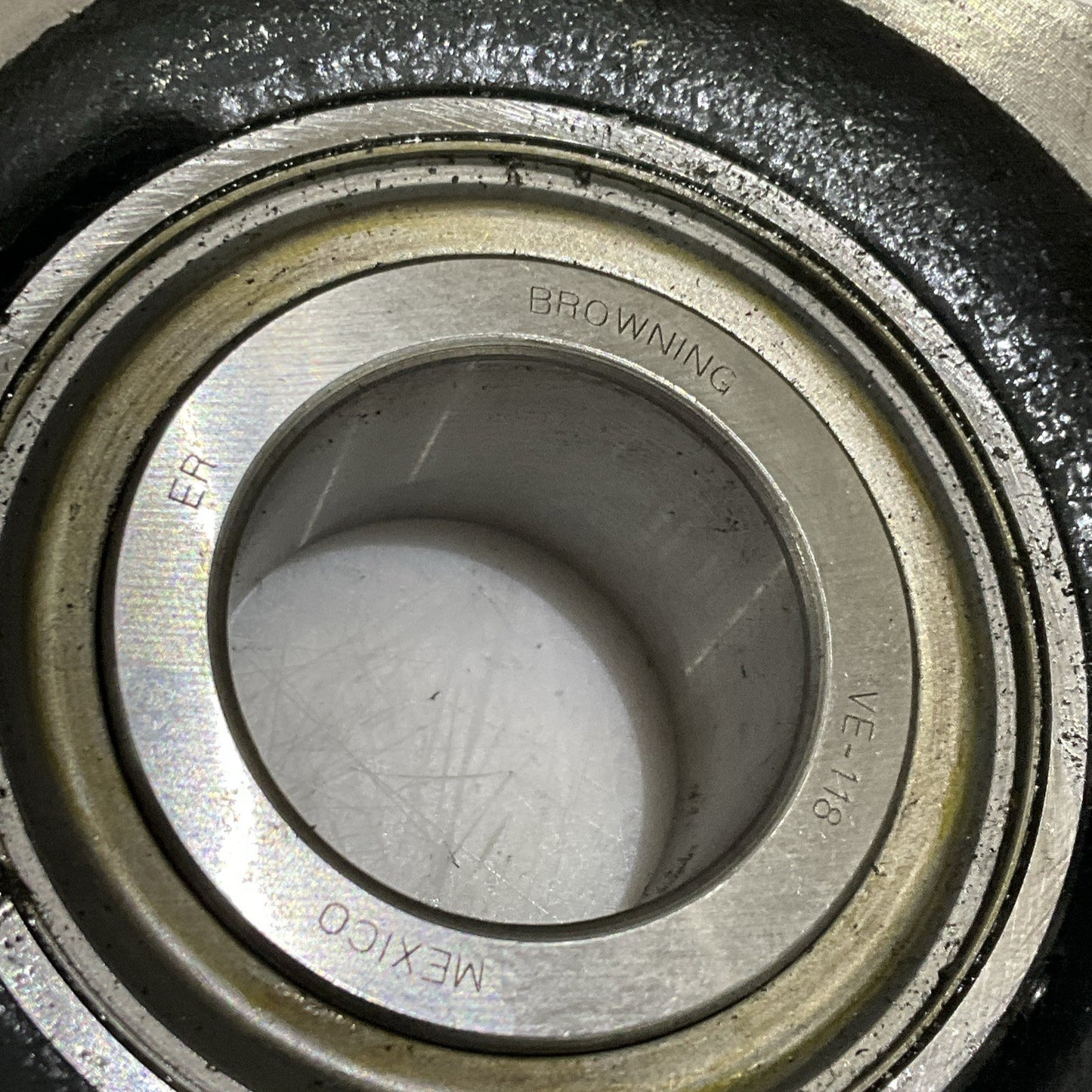 BROWNING VF2E-118 FLANGE MOUNTED BALL BEARING 2 BOLT 1 1/8 IN LOT OF 2 Z2M