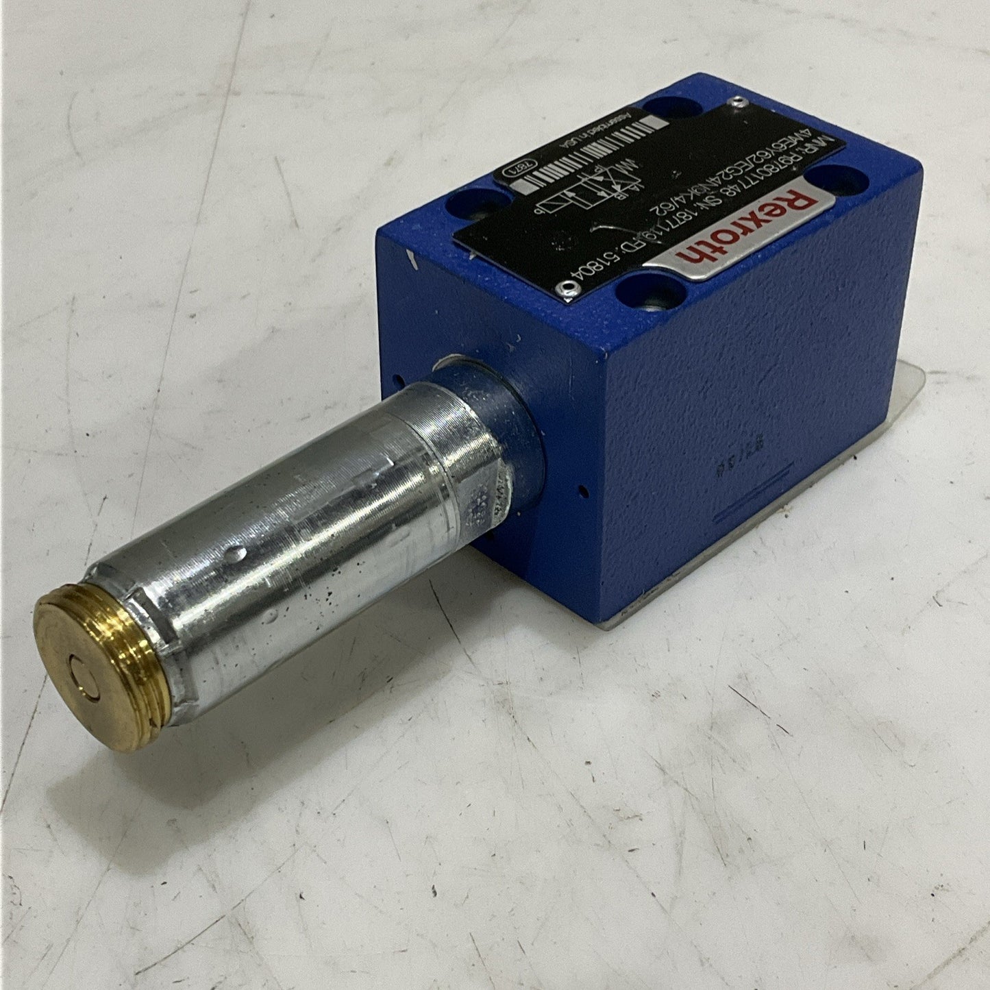 REXROTH R978017748 4WE6Y6/EG24N9K4/62 HYDRAULIC DIRECTIONAL SPOOL VALVE Z2M