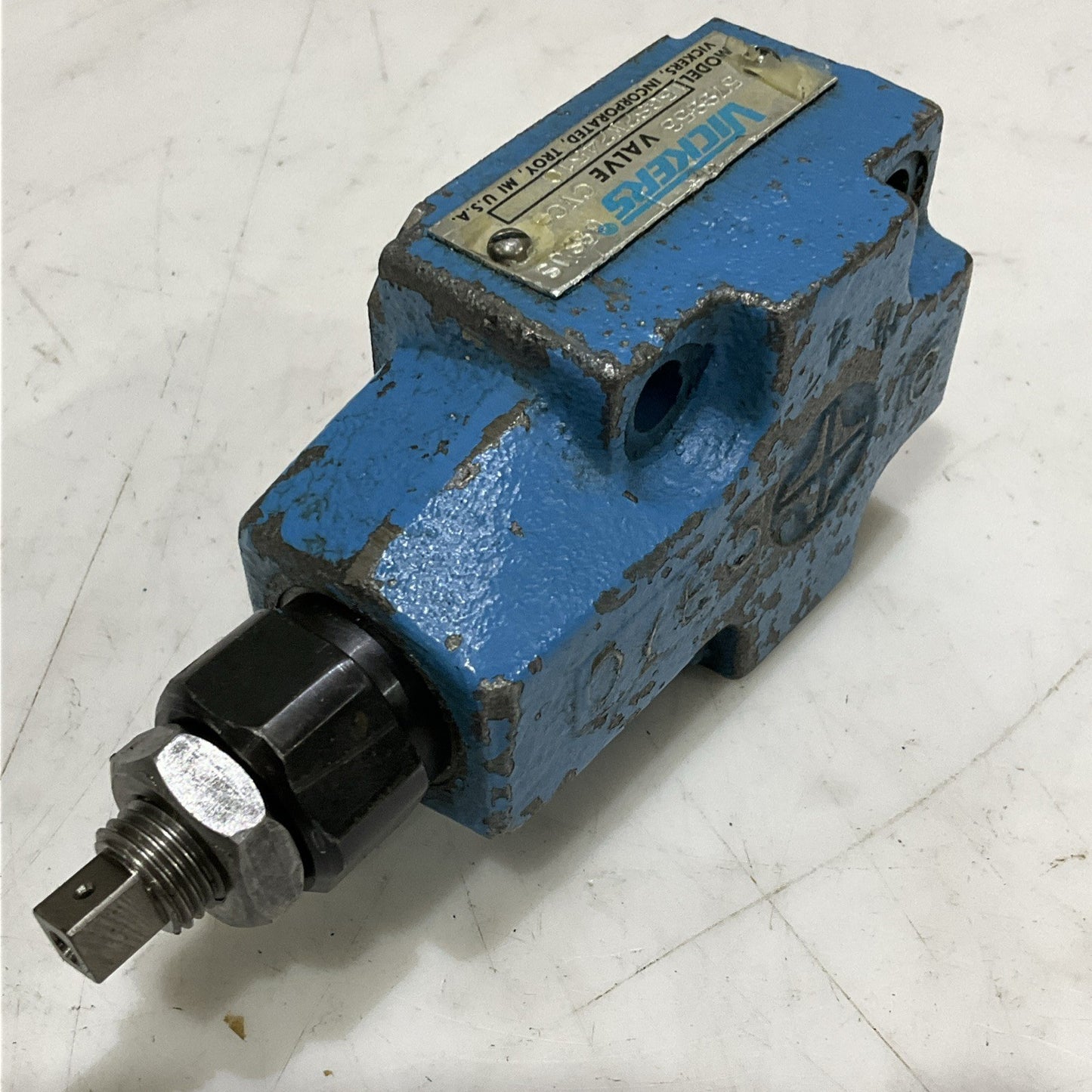 VICKERS CVCS 18GS2W24510 579953 VALVE Z2M