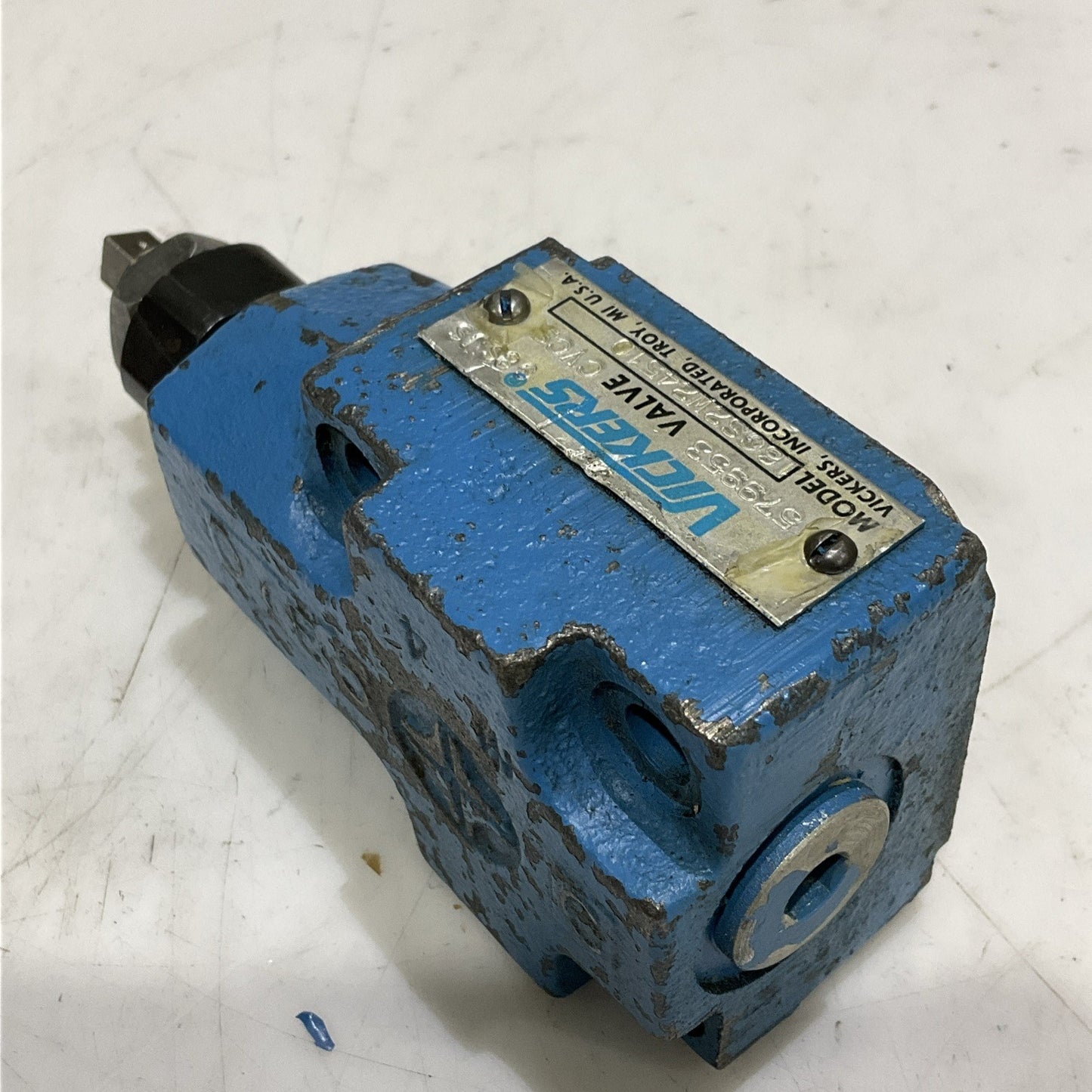 VICKERS CVCS 18GS2W24510 579953 VALVE Z2M
