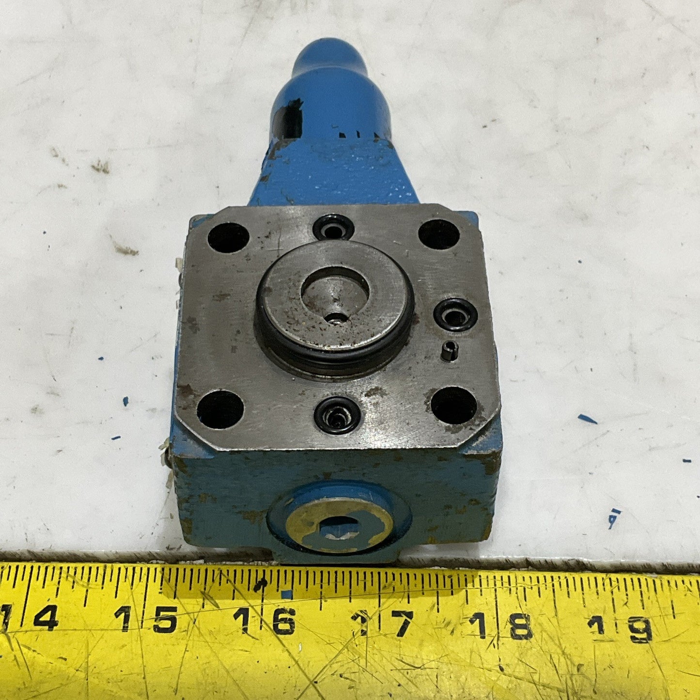 VICKERS CVCS 18GS2W24510 579953 VALVE Z2M