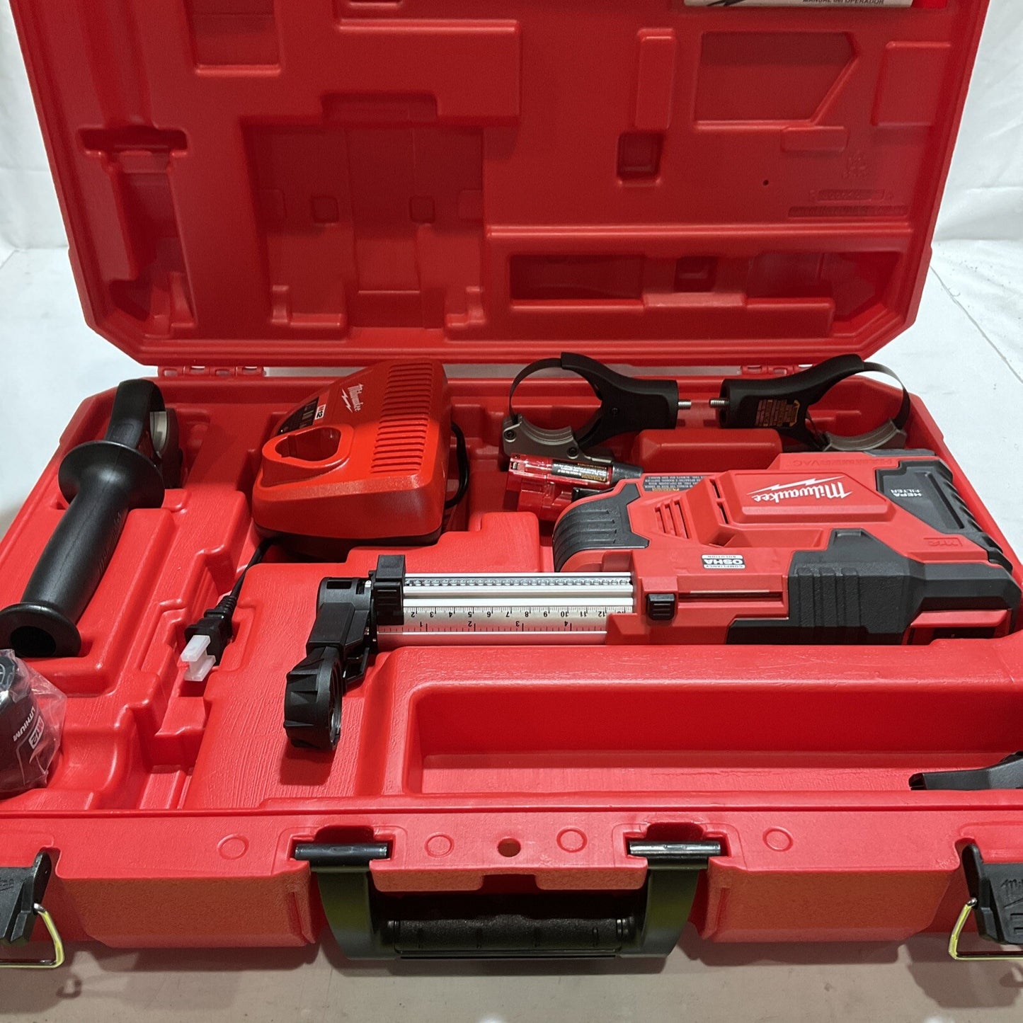 MILWAUKEE M122306-22 HAMMERVAC UNIVERSAL DUST EXTRACTOR KIT U3S
