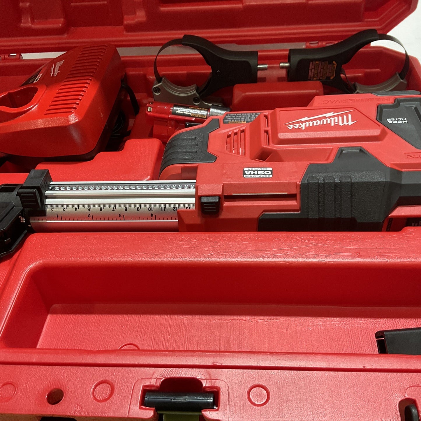 MILWAUKEE M122306-22 HAMMERVAC UNIVERSAL DUST EXTRACTOR KIT U3S