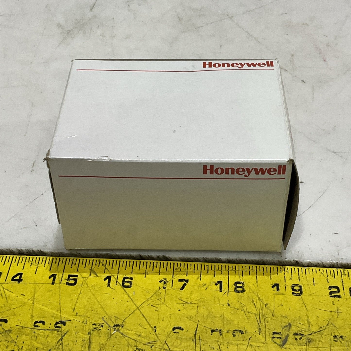 HONEYWELL BZE6-2RQ MICRO SWITCH 600 VAC 2 A BZE62RQ Z2M