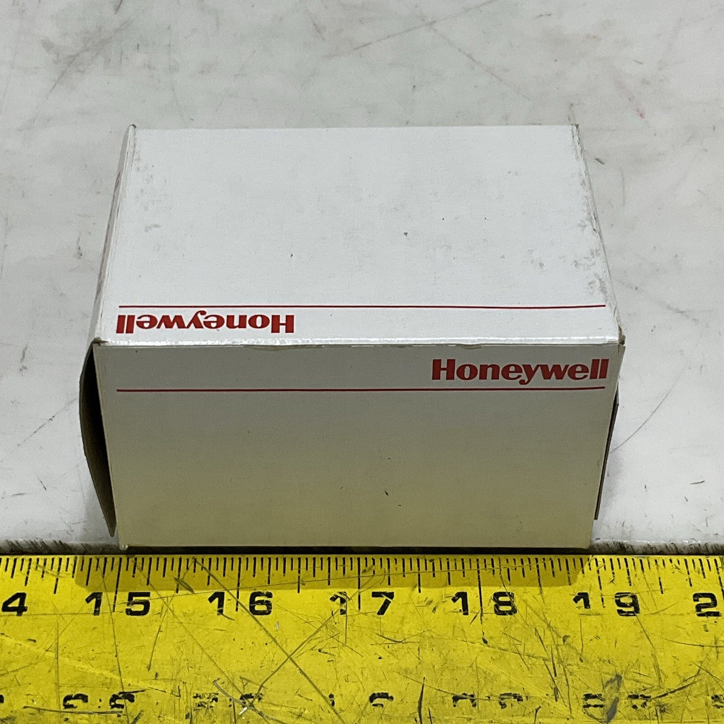 HONEYWELL BZE6-2RQ MICRO SWITCH 600 VAC 2 A BZE62RQ Z2M
