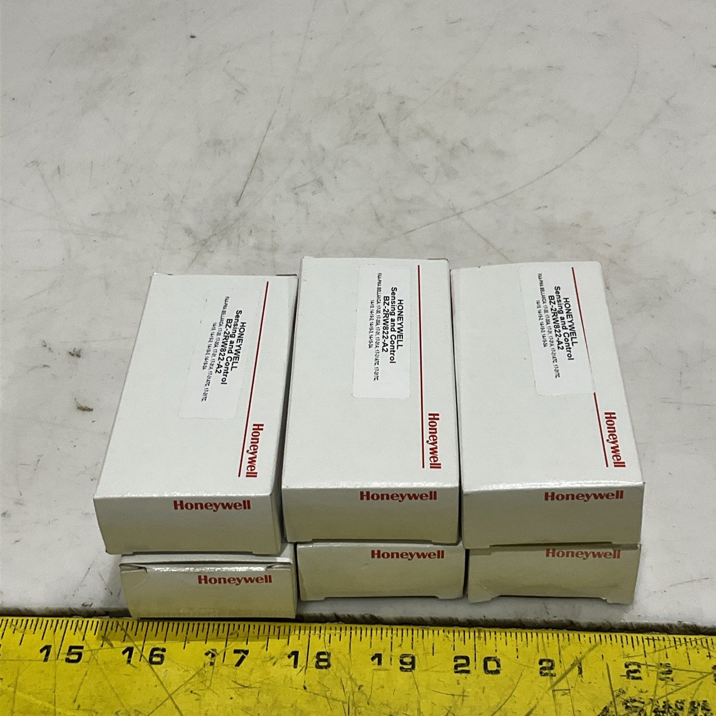 HONEYWELL BZ-2RW822-A2 SNAP ACTION SWITCH 2 A 600 VAC LOT OF 6 Z2M