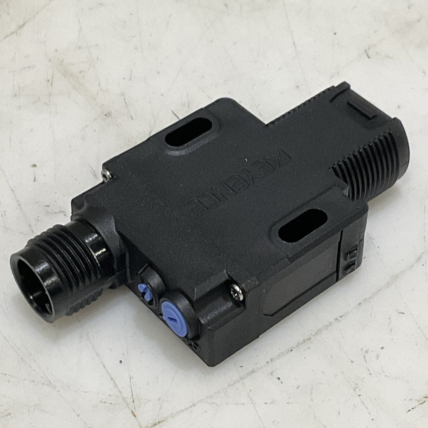 KEYENCE PZ-G41CB SELF CONTAINED PHOTOELECTRIC SENSOR M12 CONNECTOR 30V 100MA Z2M