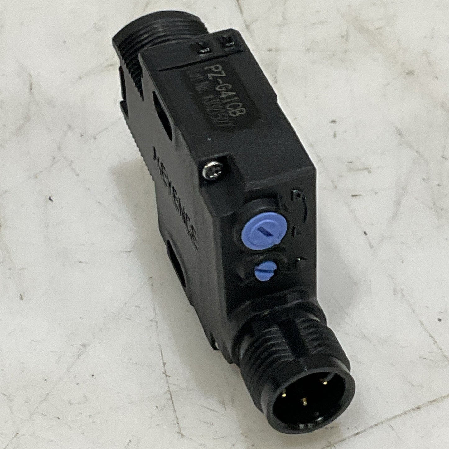 KEYENCE PZ-G41CB SELF CONTAINED PHOTOELECTRIC SENSOR M12 CONNECTOR 30V 100MA Z2M