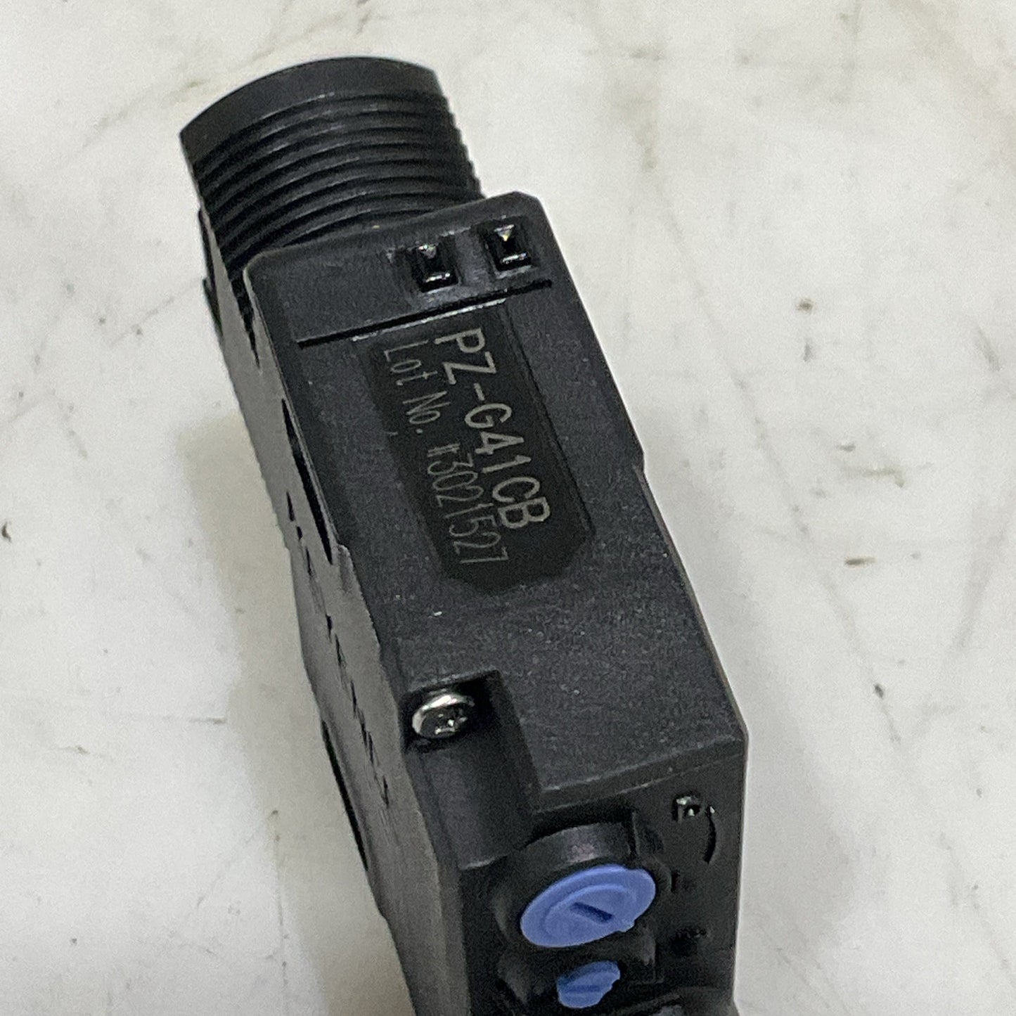 KEYENCE PZ-G41CB SELF CONTAINED PHOTOELECTRIC SENSOR M12 CONNECTOR 30V 100MA Z2M