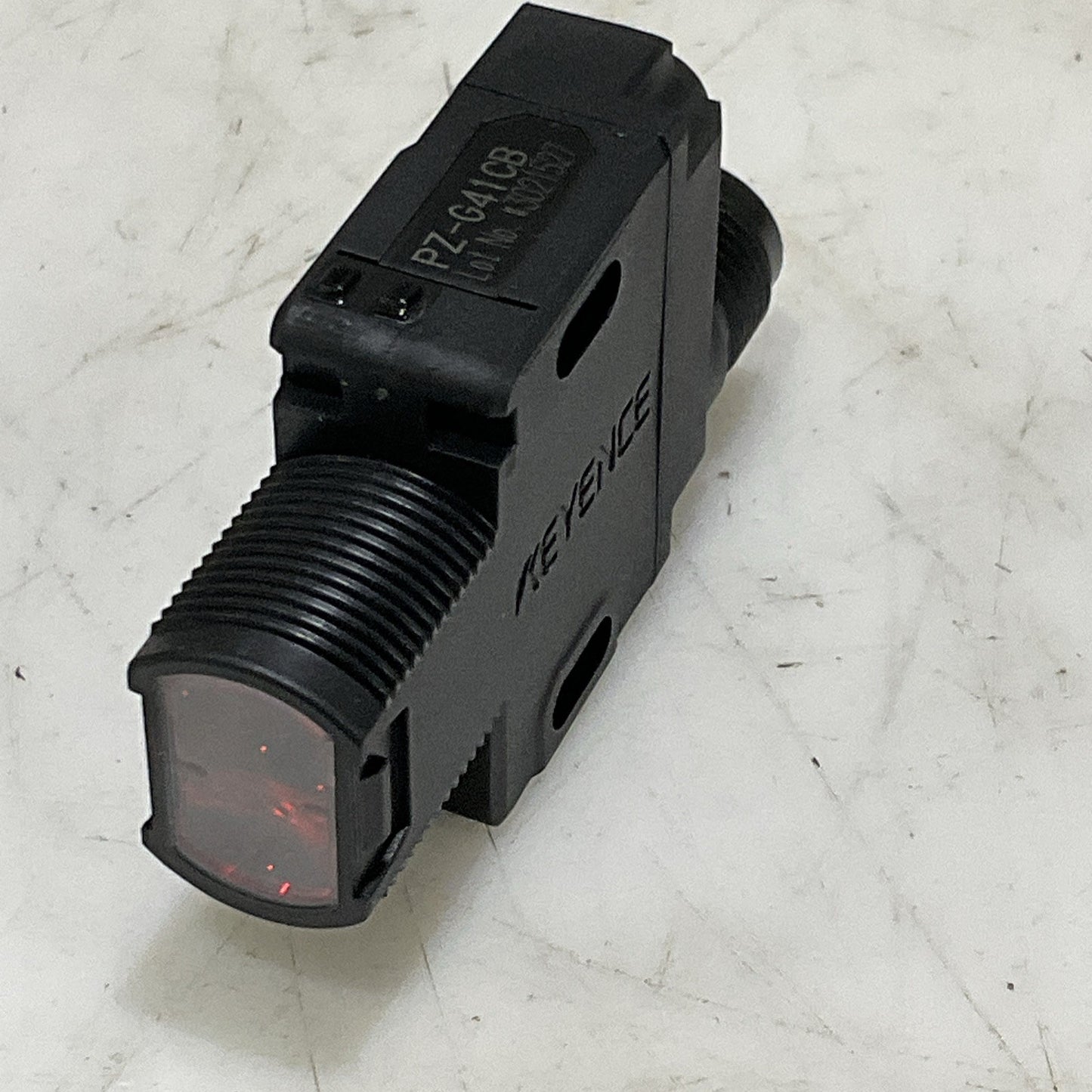 KEYENCE PZ-G41CB SELF CONTAINED PHOTOELECTRIC SENSOR M12 CONNECTOR 30V 100MA Z2M