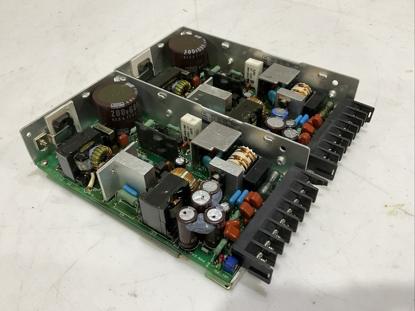 LAMBDA LST-38-133 SWITCHING POWER SUPPLY 85-132 VAC 47-449 Hz 144W LOT OF 2 Z2M