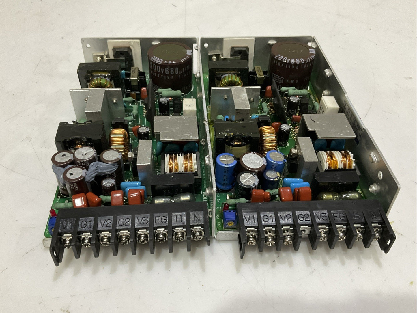 LAMBDA LST-38-133 SWITCHING POWER SUPPLY 85-132 VAC 47-449 Hz 144W LOT OF 2 Z2M